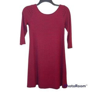 Ing Women’s Red and Black Striped Ribbed Dress Size Small